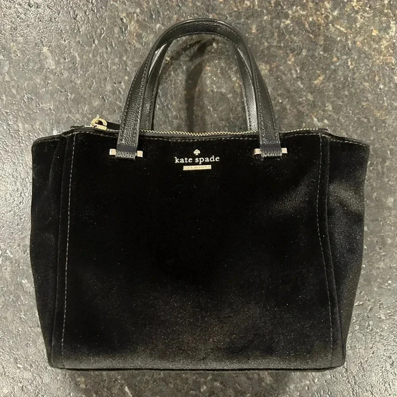 Kate Spade New York Dawn Place Velvet Mini Kona Black Velvet - Picture 1 of 13
